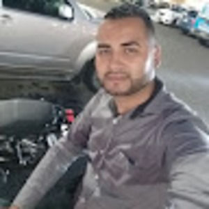 Meet your Posher, Cesar